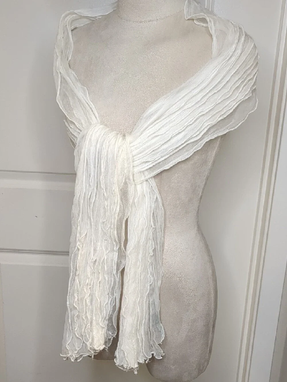 Lauren Ralph Lauren Ivory Ruffled Scarf Shawl Wrap Elegant Sheer